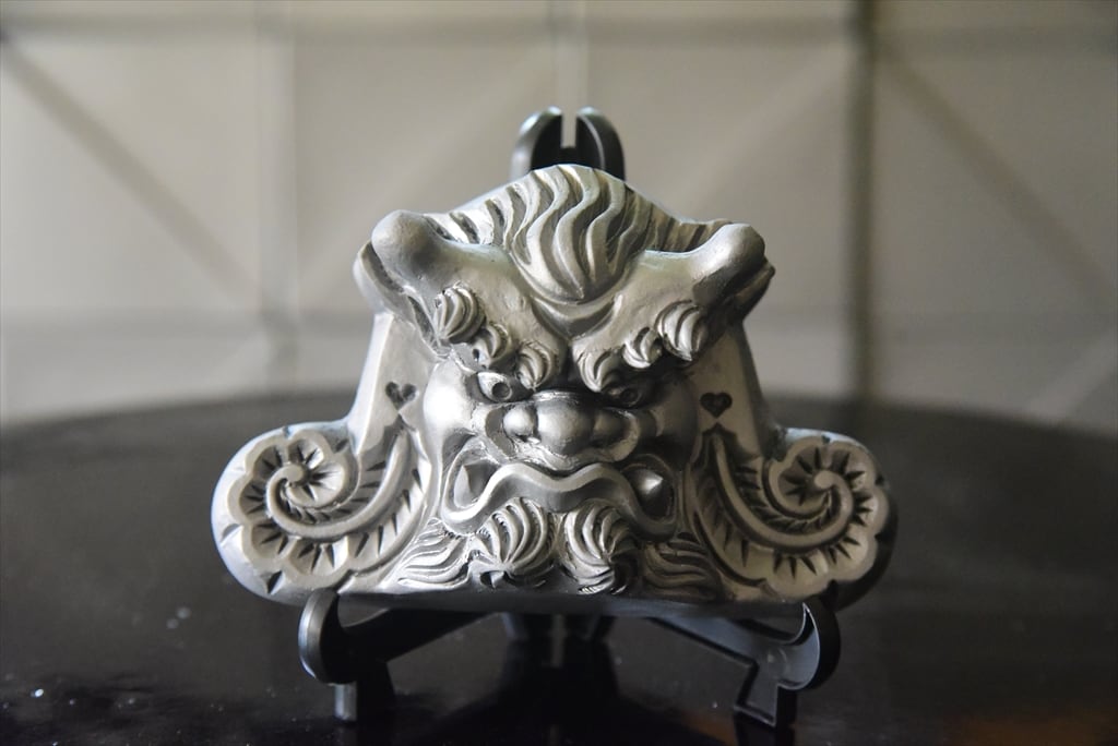 卓上鬼瓦 鬼面 IK-Ⅴ（吽） | Ibushi Gallery 瓦廊｜淡路島の鬼瓦工場