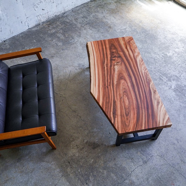 楠のローテーブル