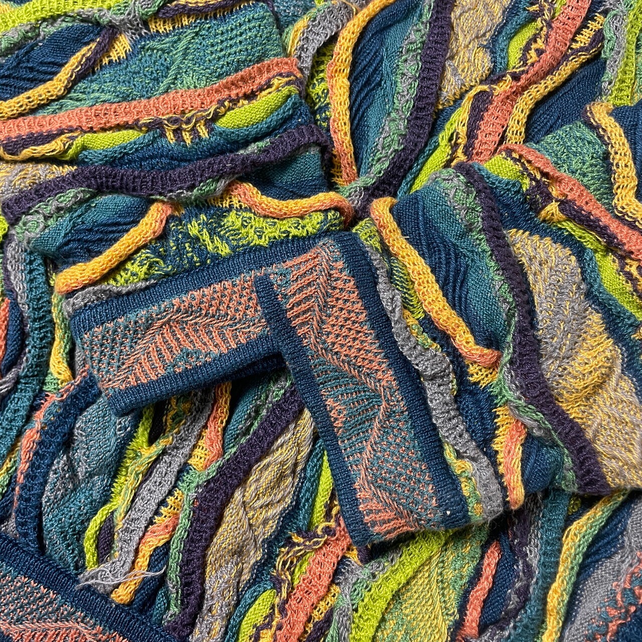 90年代 オーストラリア製 COOGI クージー 3Dニット セーター メンズXS 