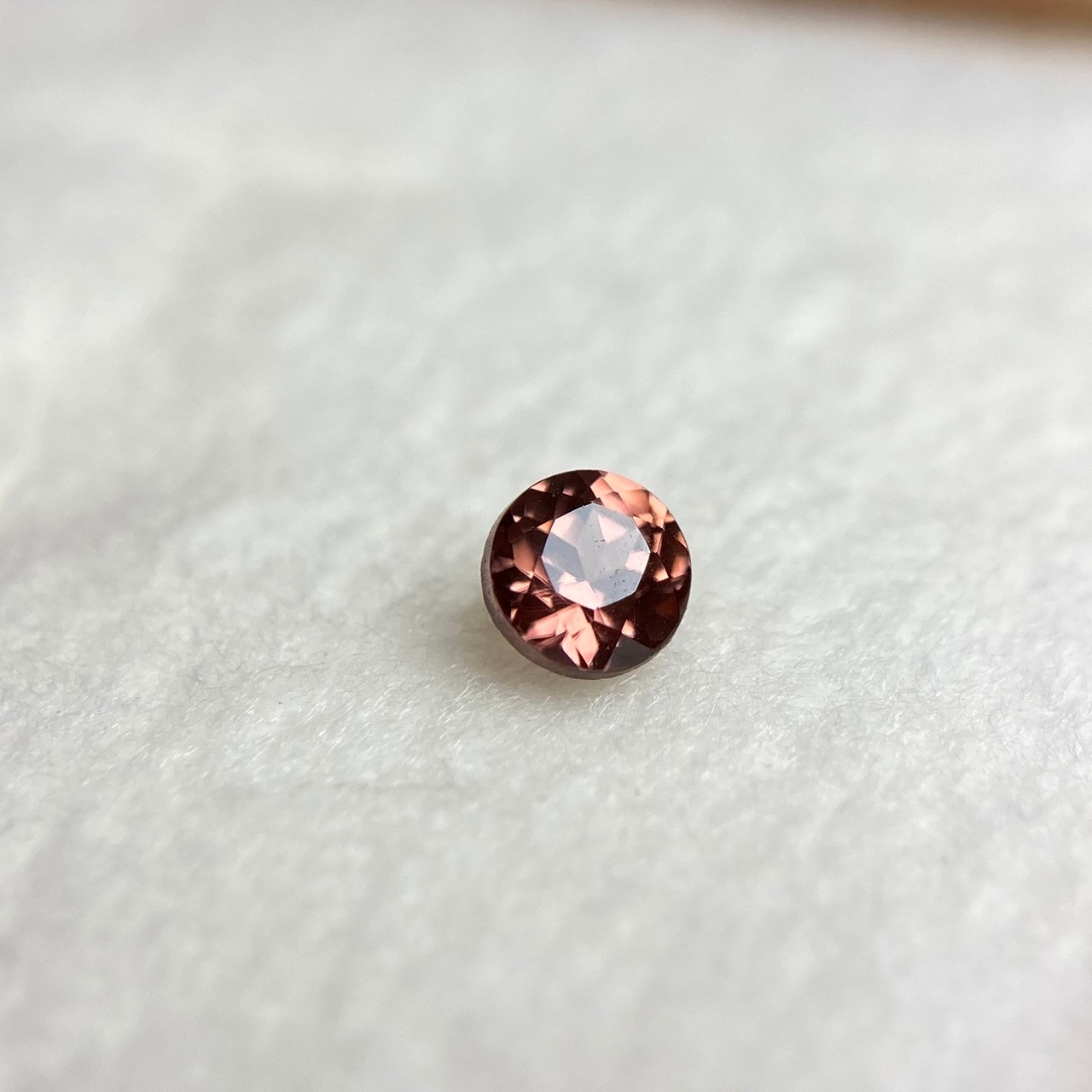 ジルコン 0.446ct ピンクブラウン 簡易ソーティング付き No.104