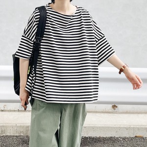 Over size border T-shirt (black×kinari)