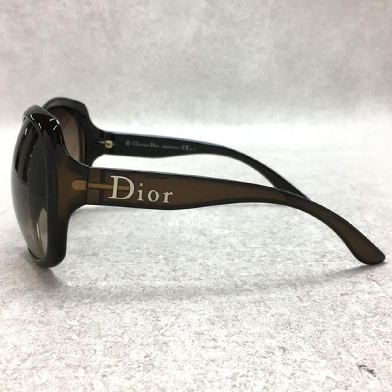 Christian Dior(クリスチャンディオール)サイドロゴバタフライサングラス/ブラウン