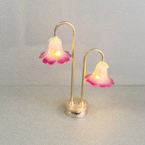 022-30338　ミニチュア照明＊1/6サイズ＊ ダブルフラワーテーブルランプ