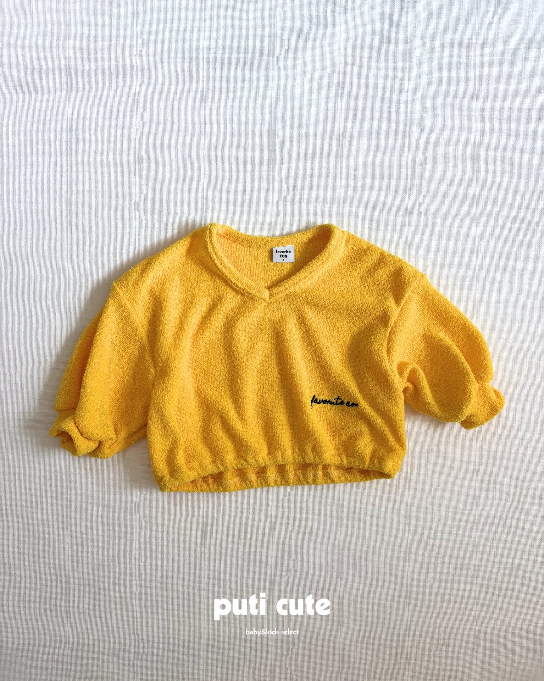 70-80 ꒰ 即納 ꒱ V embroidery knit / CON ⸝⋆