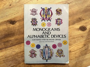 【VA601】Monograms and Alphabetic Devices /visual book