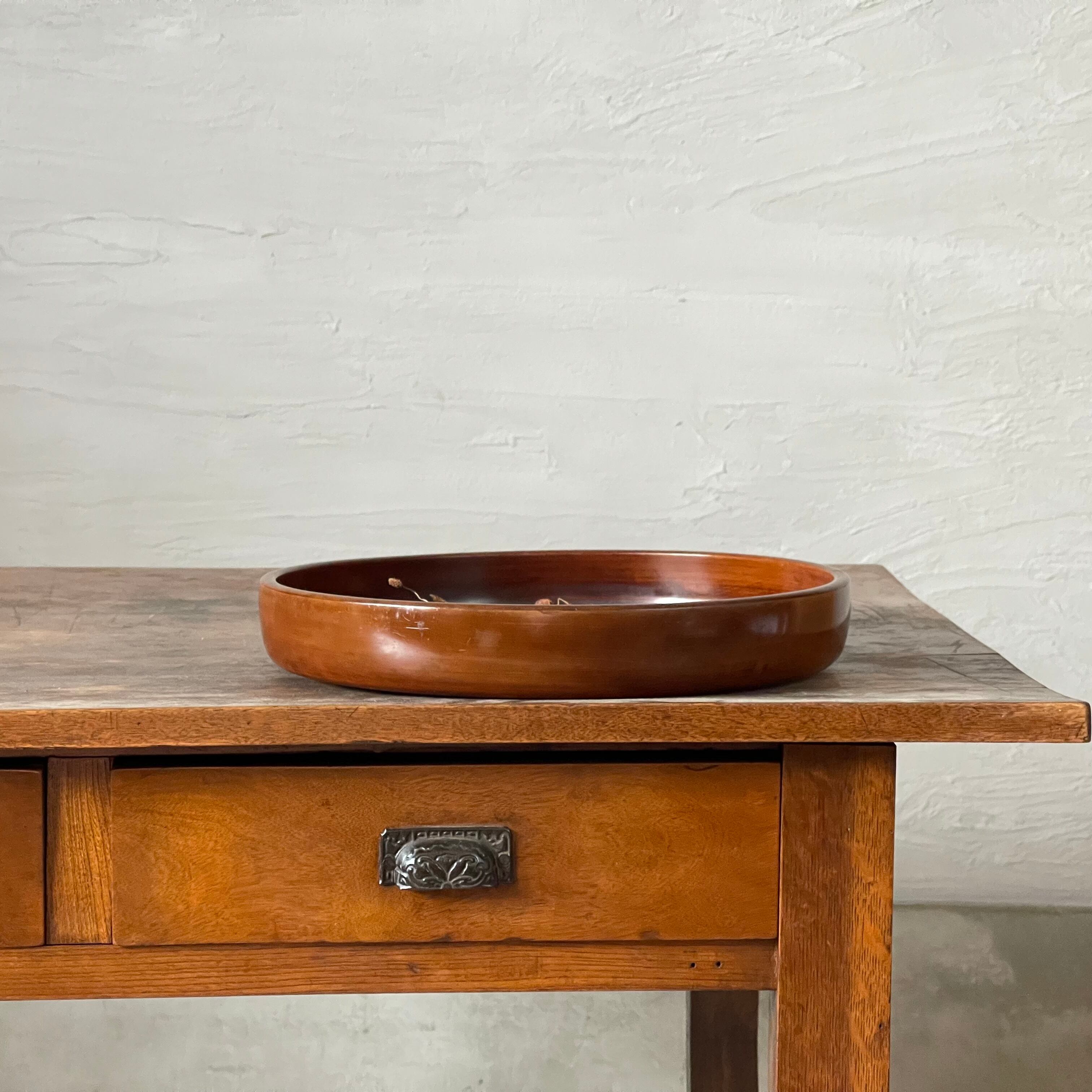 古い木のトレー