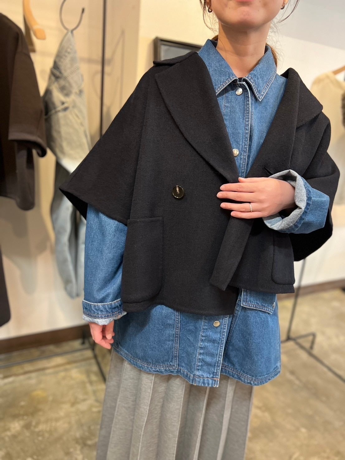 YENN 積み替える DOUBLE FACE CAPE JACKET ダークネイビー色