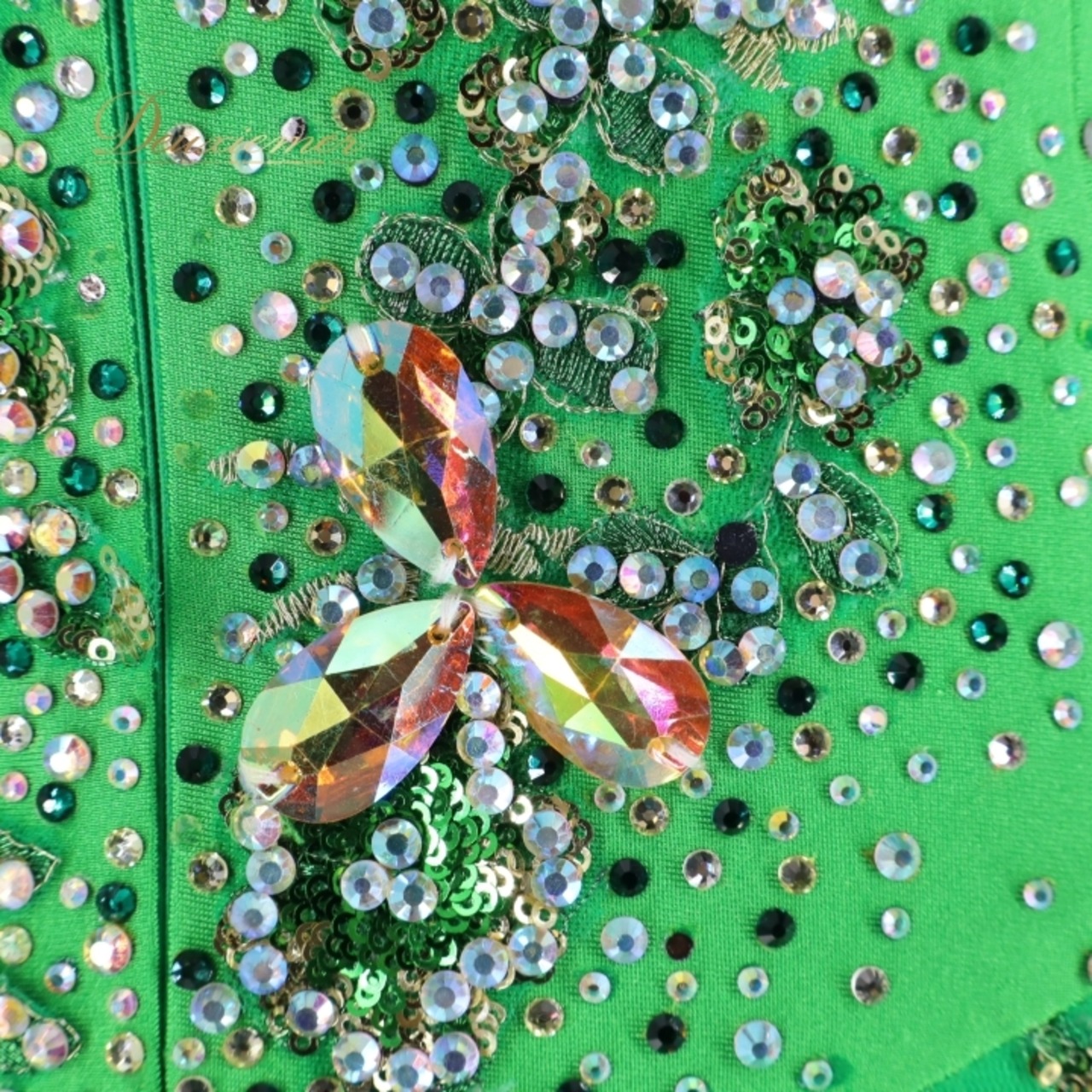 社交ダンス 衣装 スタンダードドレス スタンダード ドレス ワンピース UNICO ウニコ 緑 フロート レース デモ 競技 ダンス パーティ 発表会 グリーン系 輝く ドレス スパンコール ラインストーン スカート フロア映え 競技用衣装 パフォーマンス コスチューム 社交ダンス衣装 ダンス用ドレス 発表会用 ステージ衣装 Mサイズ