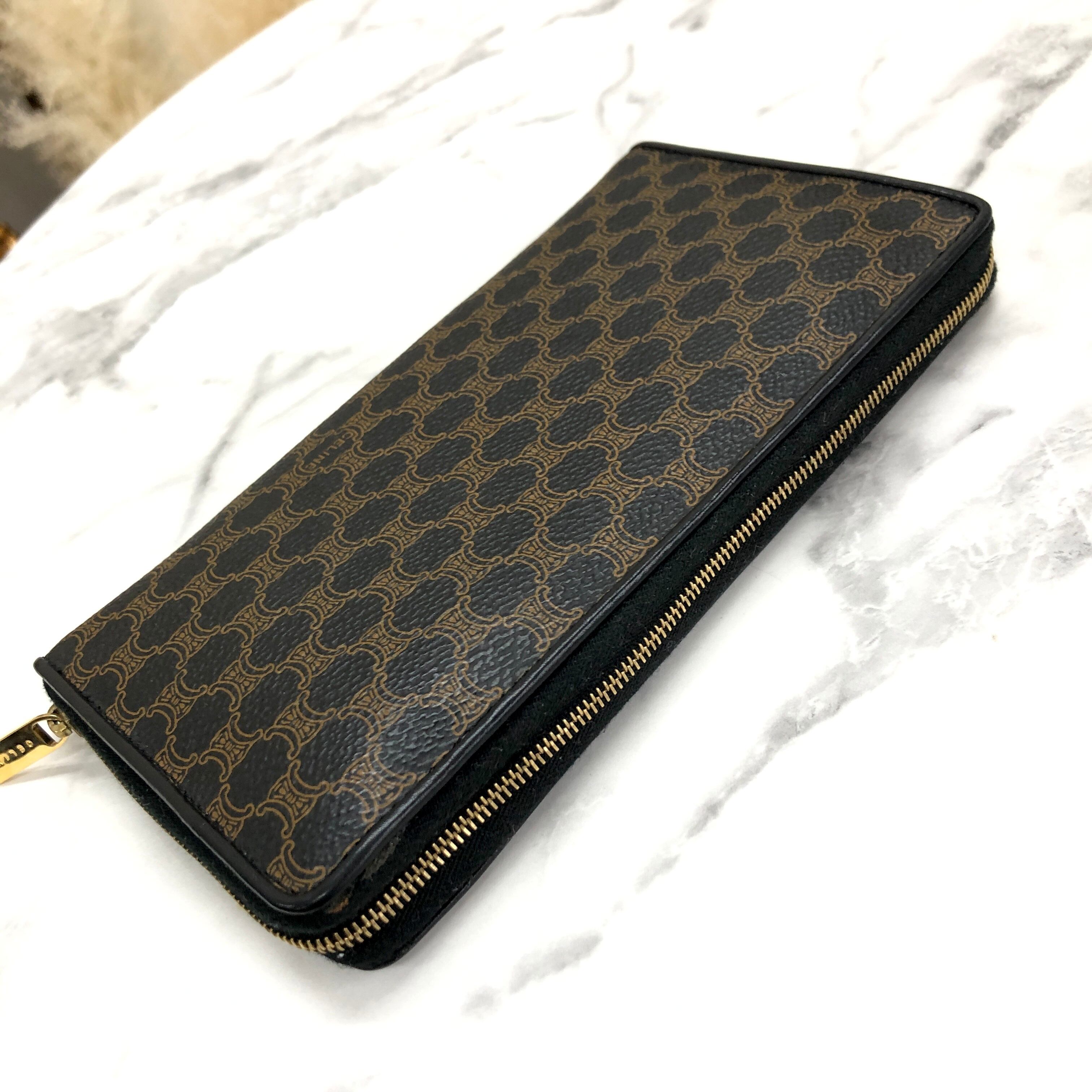 CELINE Cマカダム 長財布 スエード レザー ブラック 黒 CELINE 