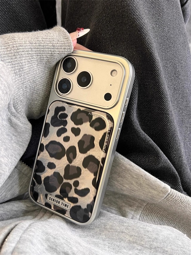 新品未使用 ブルガ iPhone 17 Pro ケース レオパード Amazon.com: BURGA Unisex Phone Case for iPhone 17 ProMax – Dual