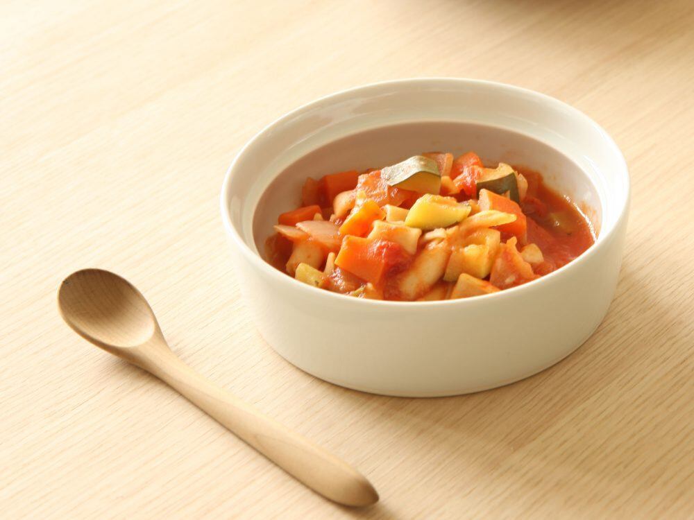 愛媛県から 砥部焼の こぼしにくい器｜0歳からの伝統ブランド和える