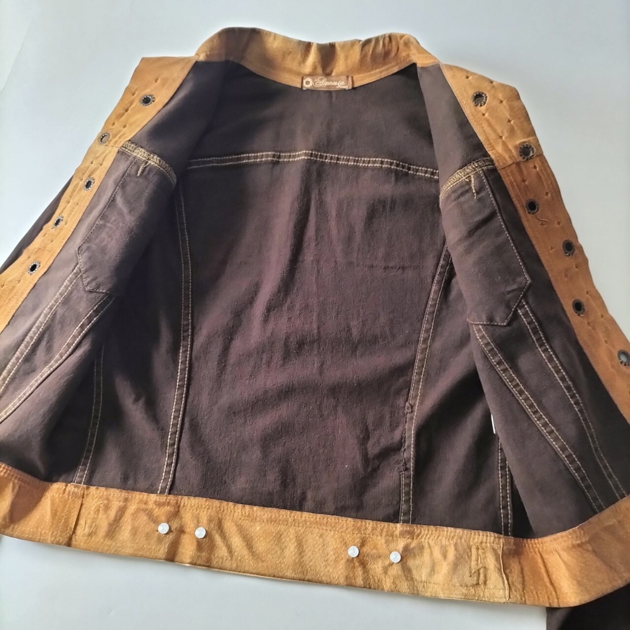 フランス製 Amnesia ハトメスタッズ ジャケット