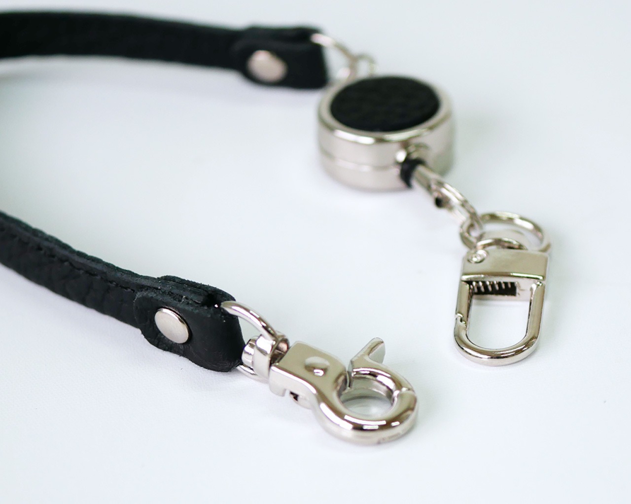 BR508/ Emboss reel Keyring