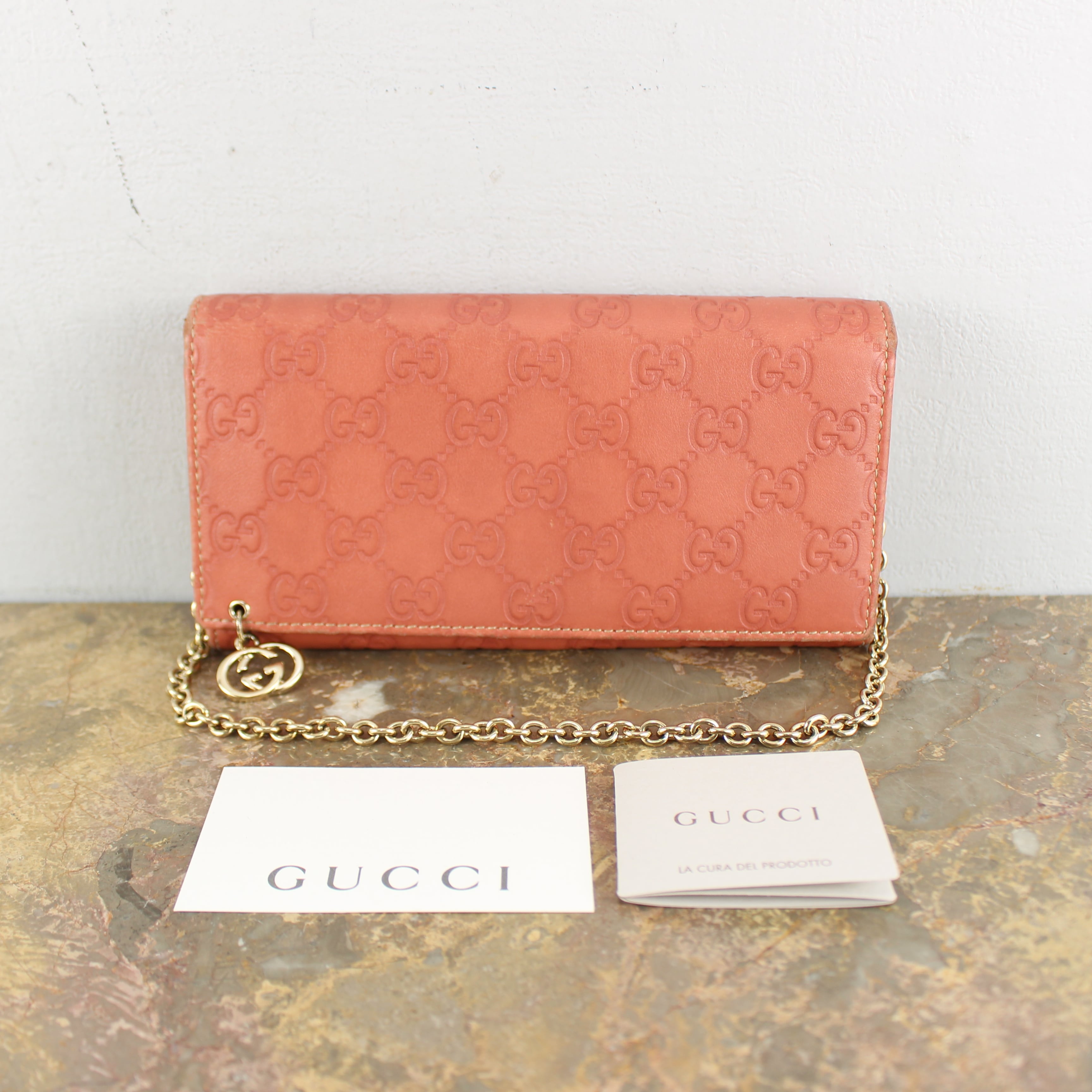 GUCCI GG PATTERNED EMBOSSED LEATHER CHAIN WALLET MADE IN ITALY