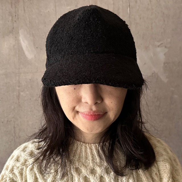 Teddyboa cap   テディボア キャップ  ブラック×ネオンイエロー　帽子　キャップ　ネオンカラー