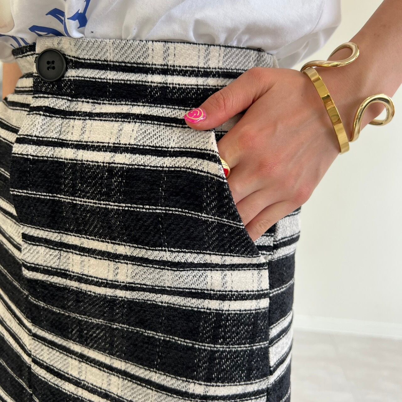 front slit border skirt_LN01317