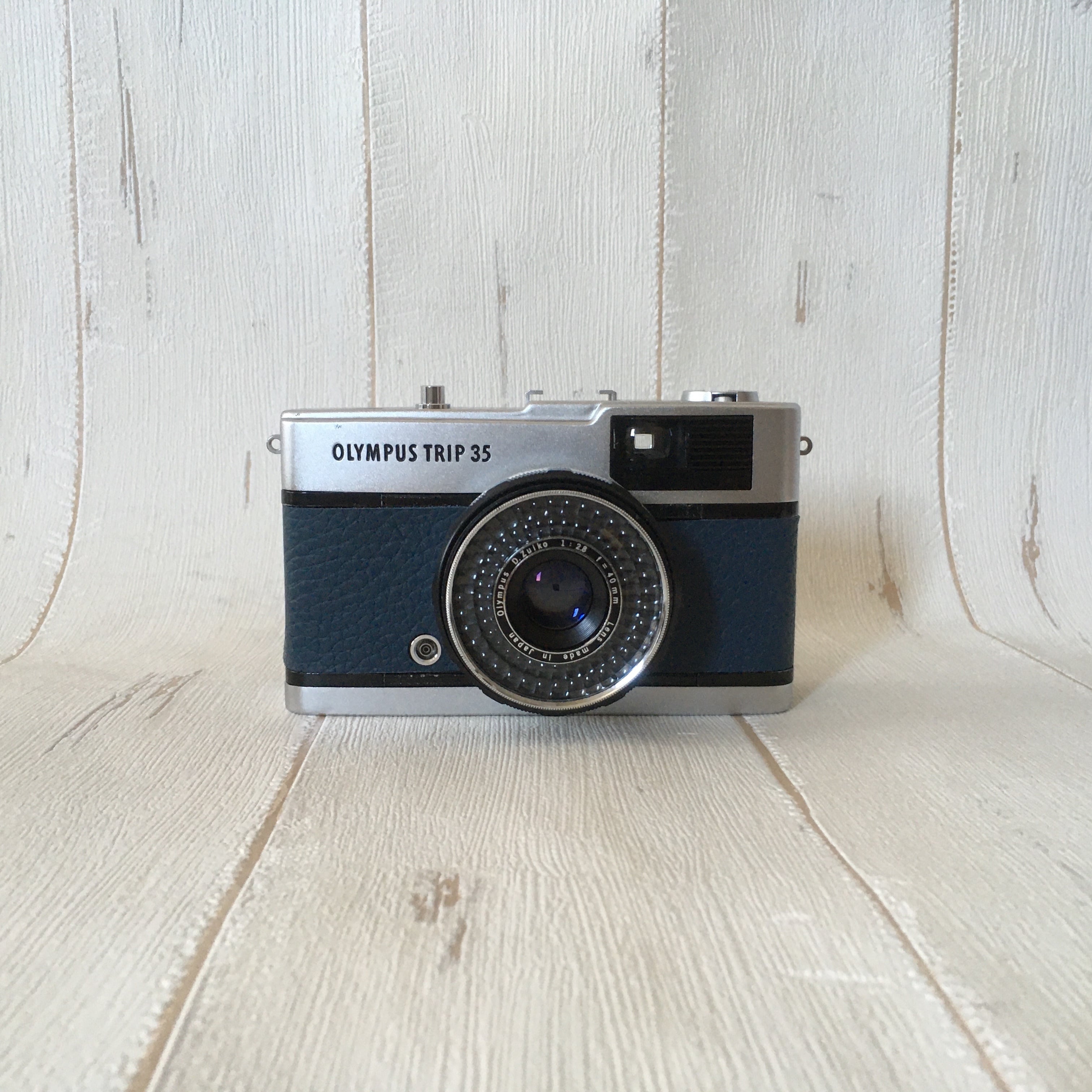 Olympus TRIP 35 <オリエンタルブルー>