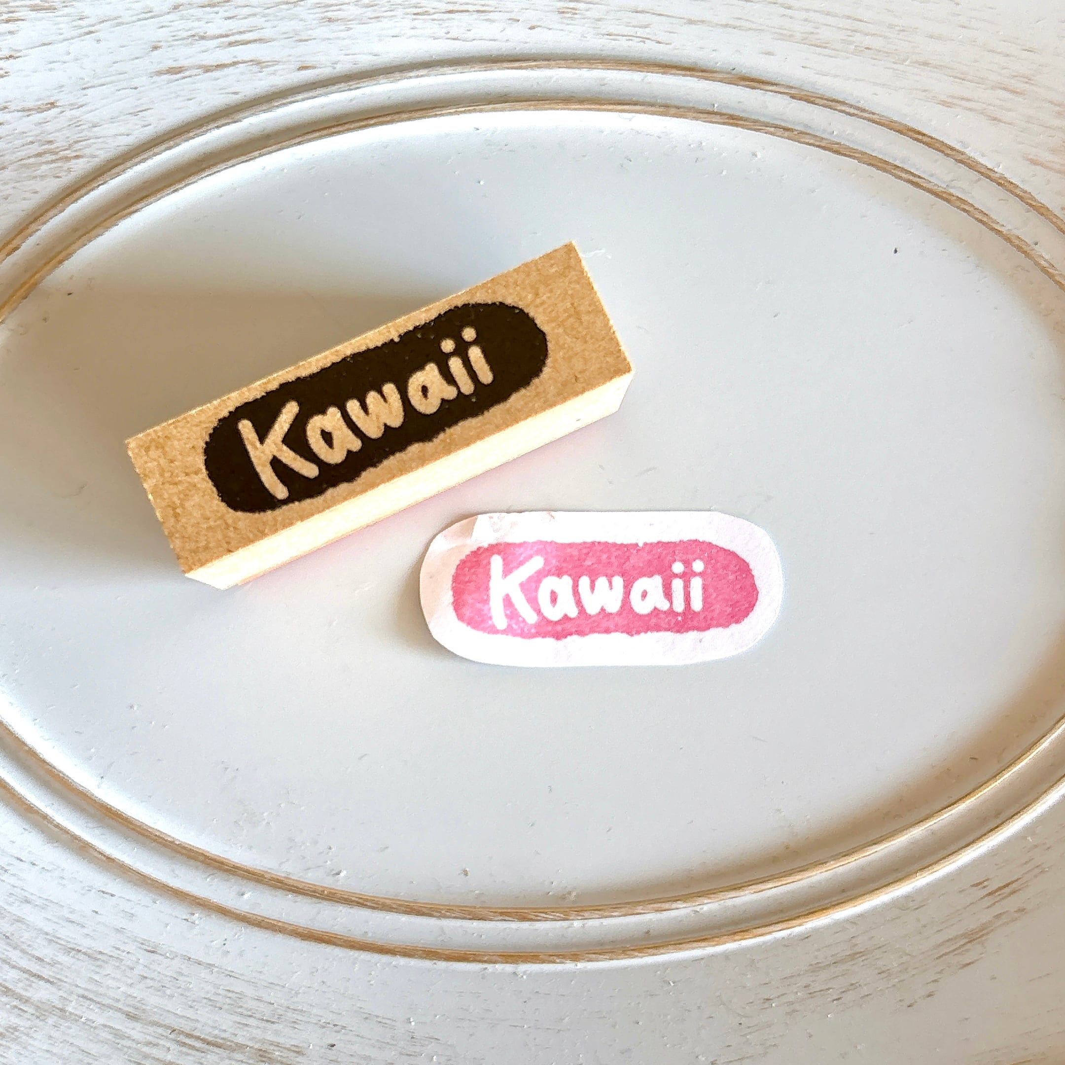 mojiスタンプ 【Wish・MEMO・Kawaii・TECHO・Yummy】 | penpen bungu