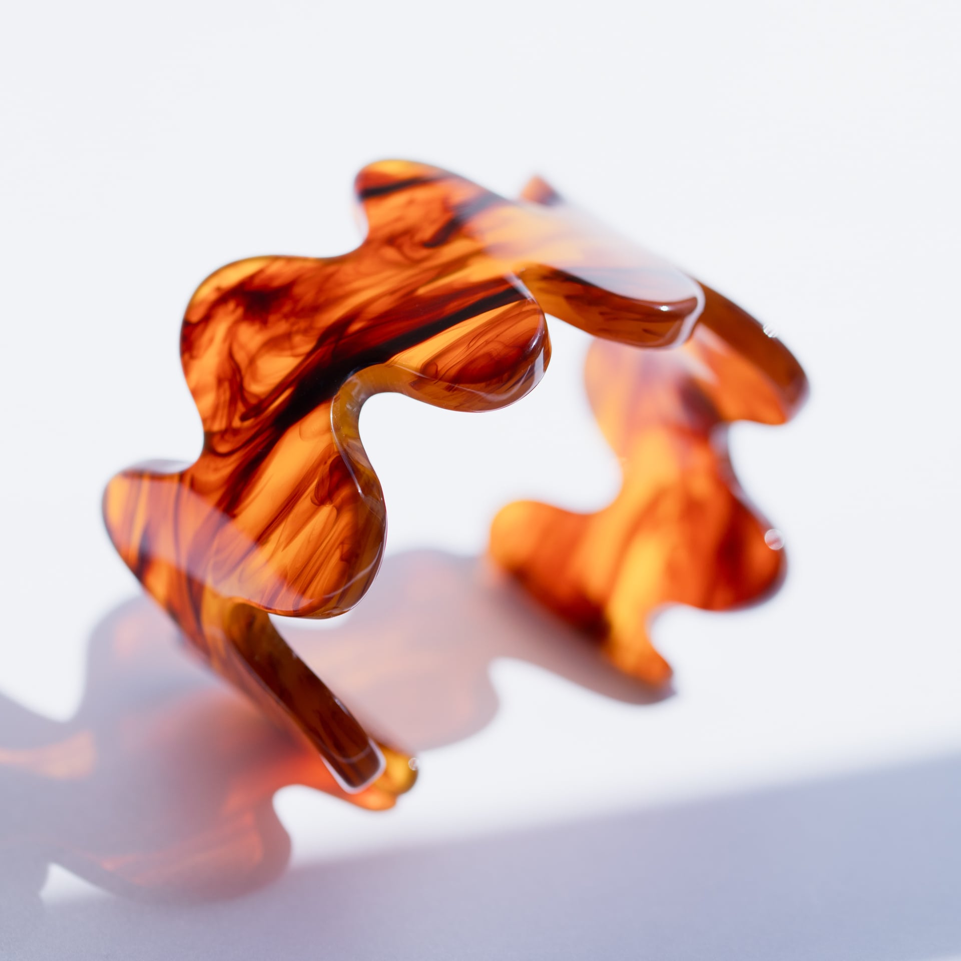 FLOWバングル べっ甲柄 | HAQC.