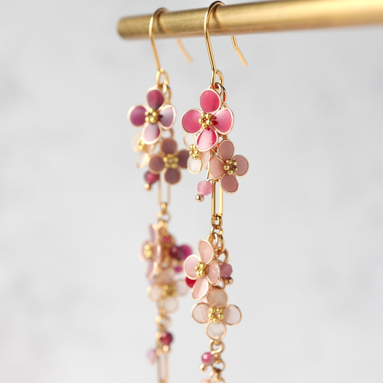 しだれ花 ―庭薺― | petite flower earrings