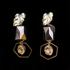 Leaf glass hexagon drop earrings