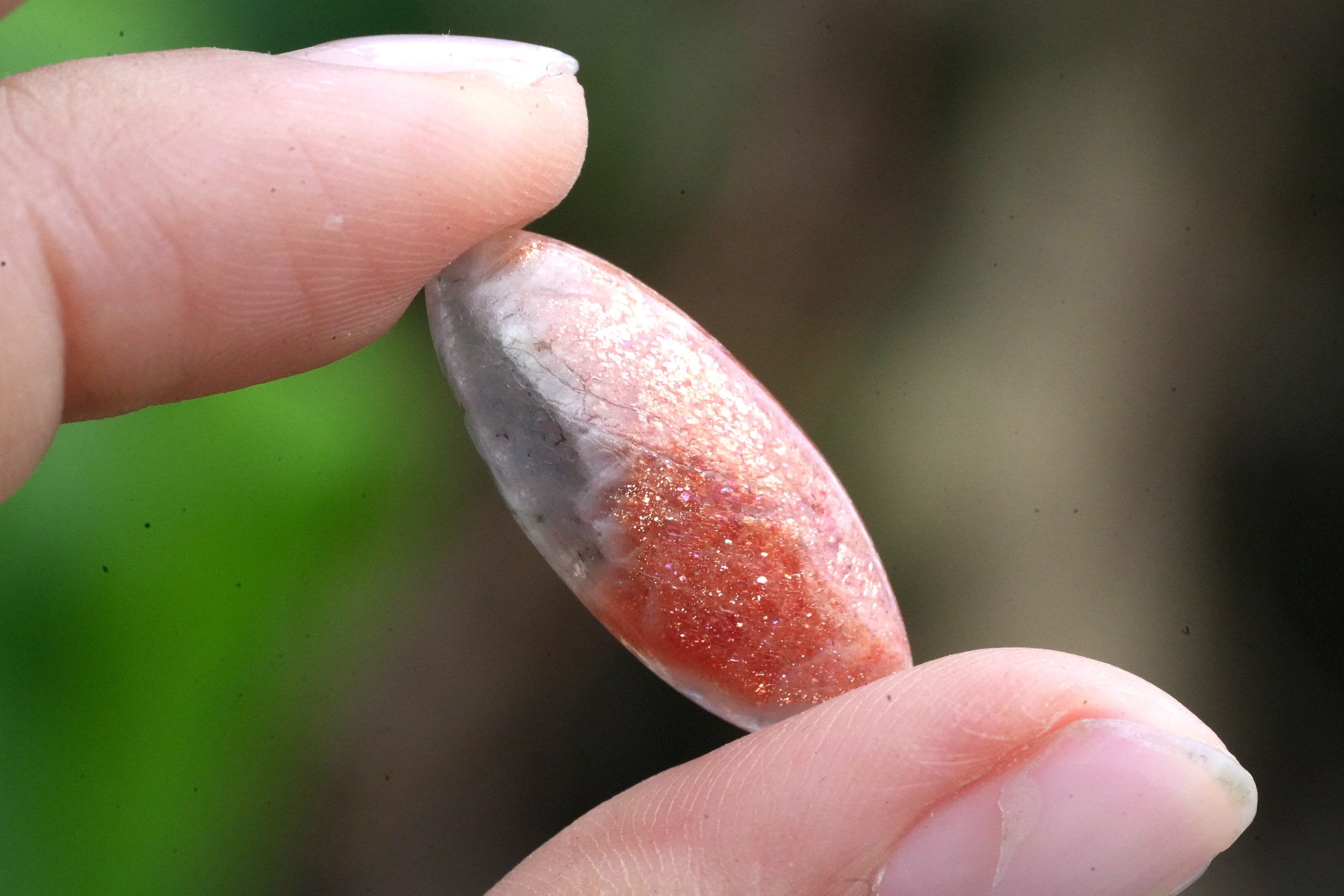 夕日オレンジ☆アイオライトサンストーン s1537 | Funky garuda Stone