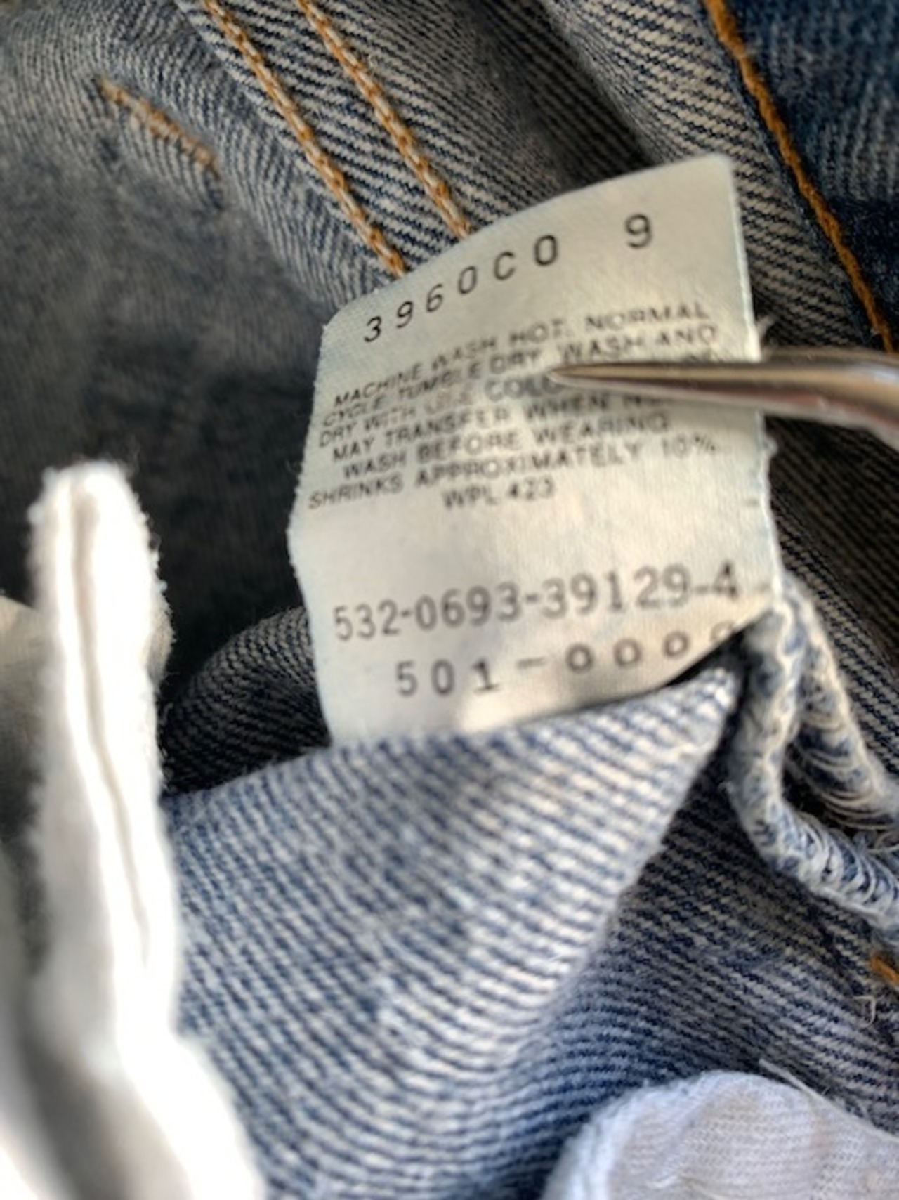 082リーバイス Levis501 レギュラー古着 1993年米国製刻印532  W81cm(ぐるり）L66cm(股下）