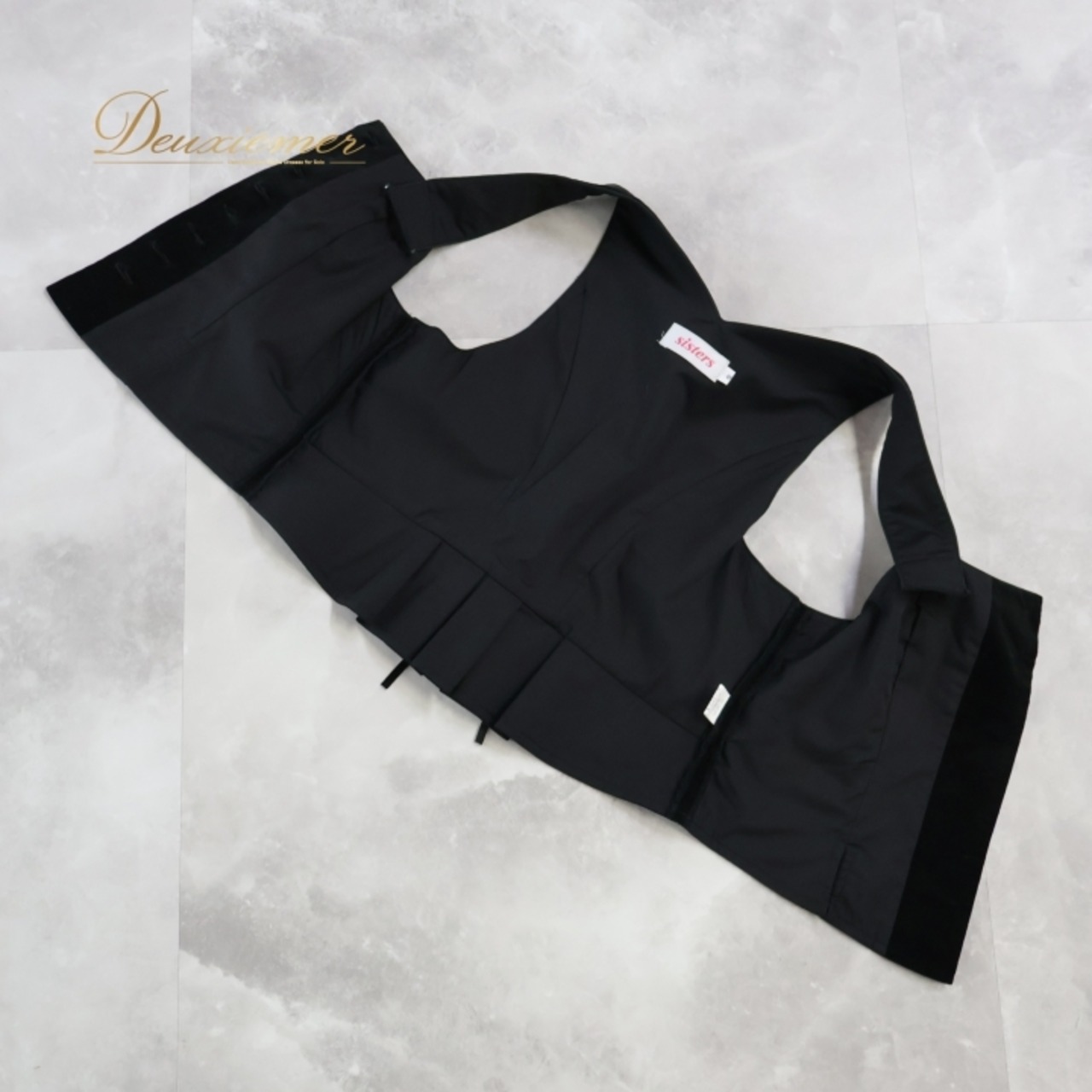 フォークダンス 衣装 ベスト ブラック系 シスターズ ボタン 黒 無地 シンプル sisters 日本製 編み上げ リボン かわいい 上品 銀 チロリアン ダンス衣装 シルバー系