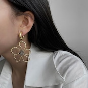 フラワー ワイヤー フープピアス 90024
