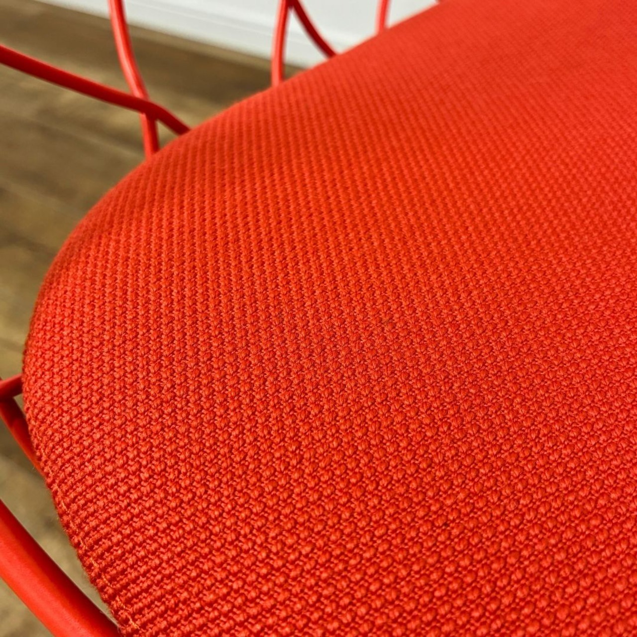MAGIS マジス PINA Rocking chair coral red ピーニャ ロッキングチェア ファブリック × 塗装脚 デザイナーズ家具 レッド系【展示品】【250サイズ】