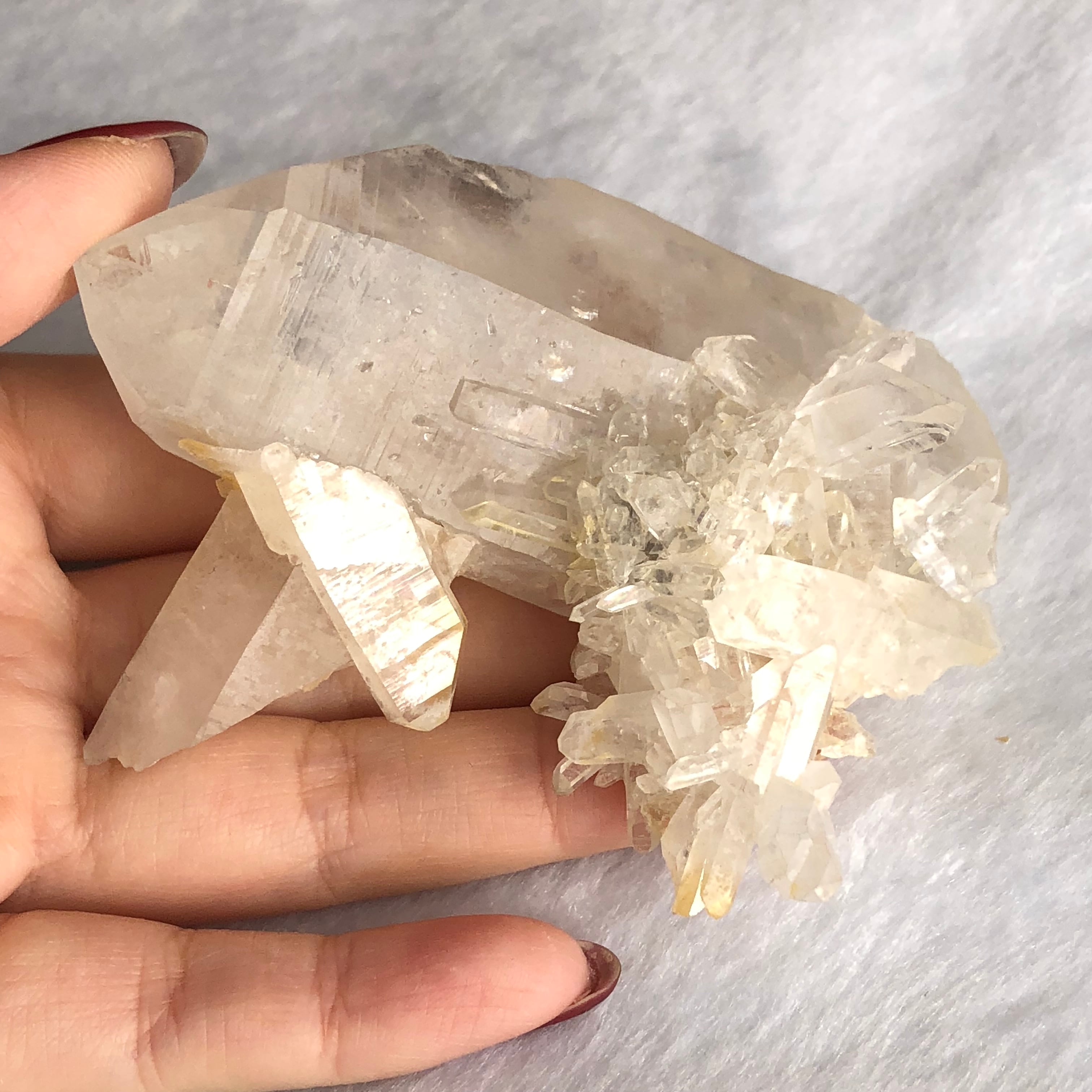 お部屋の浄化にも!アーカンソー州産水晶クラスター