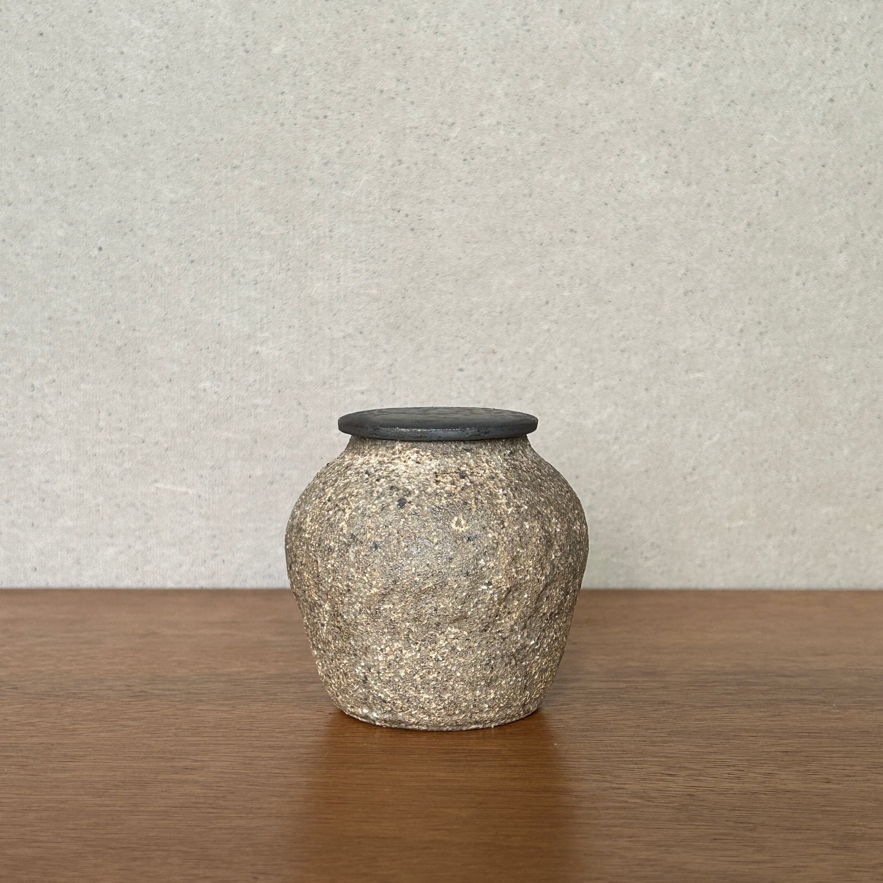 村上躍　白灰化粧器 村上躍 白灰化粧鉢 - queen and the chair