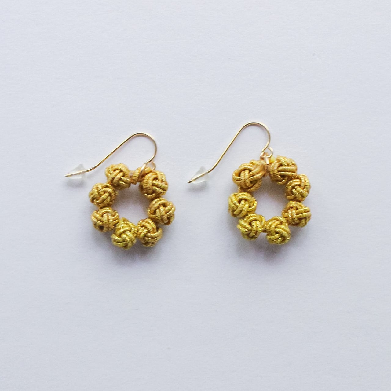 水引ピアス・イヤリング - MISUZU - ゴールド | 紙単衣 - kamihitoe