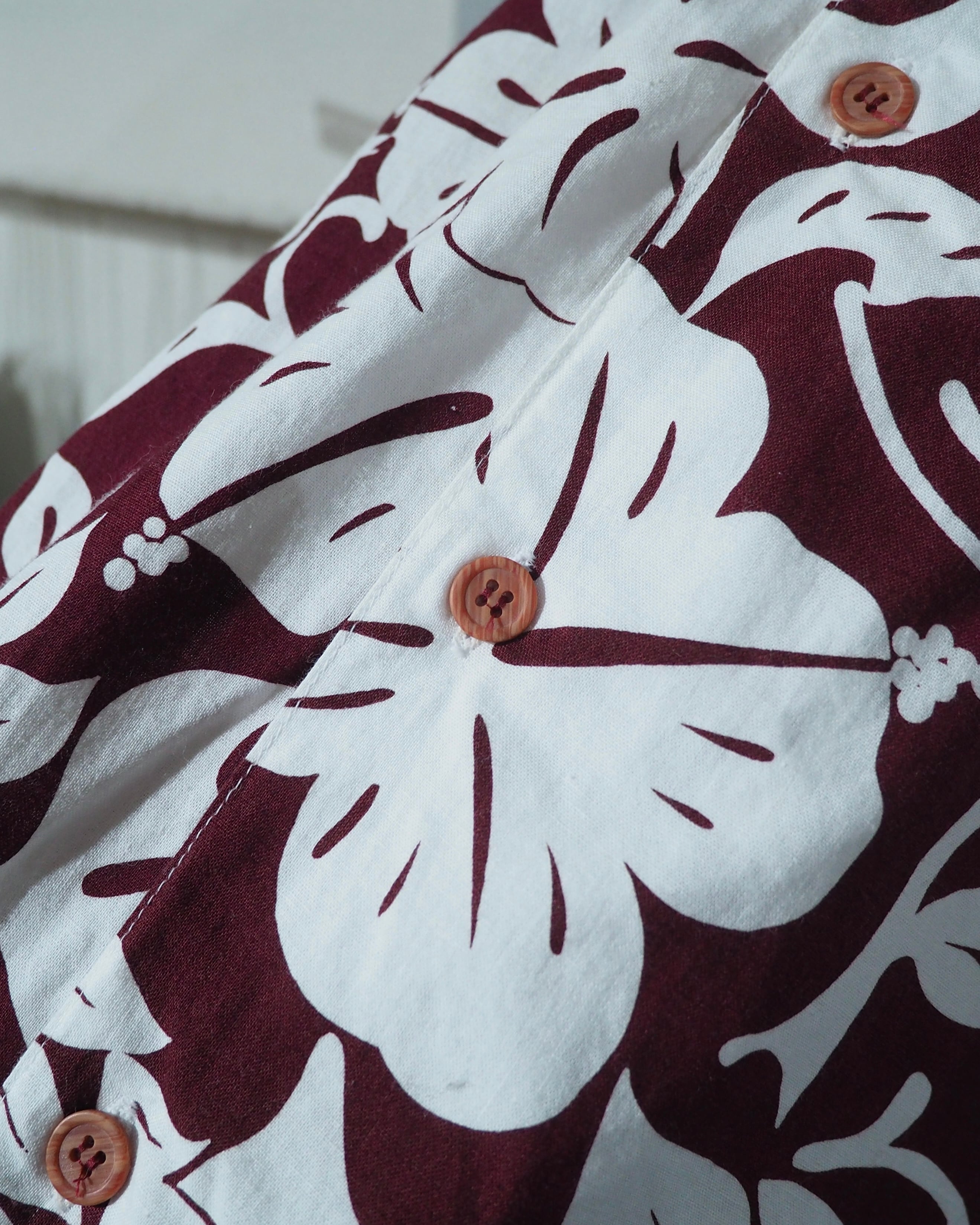 1980 ‐ 90s Piebald Flower all Over pattern vintage SS open collar Shirt