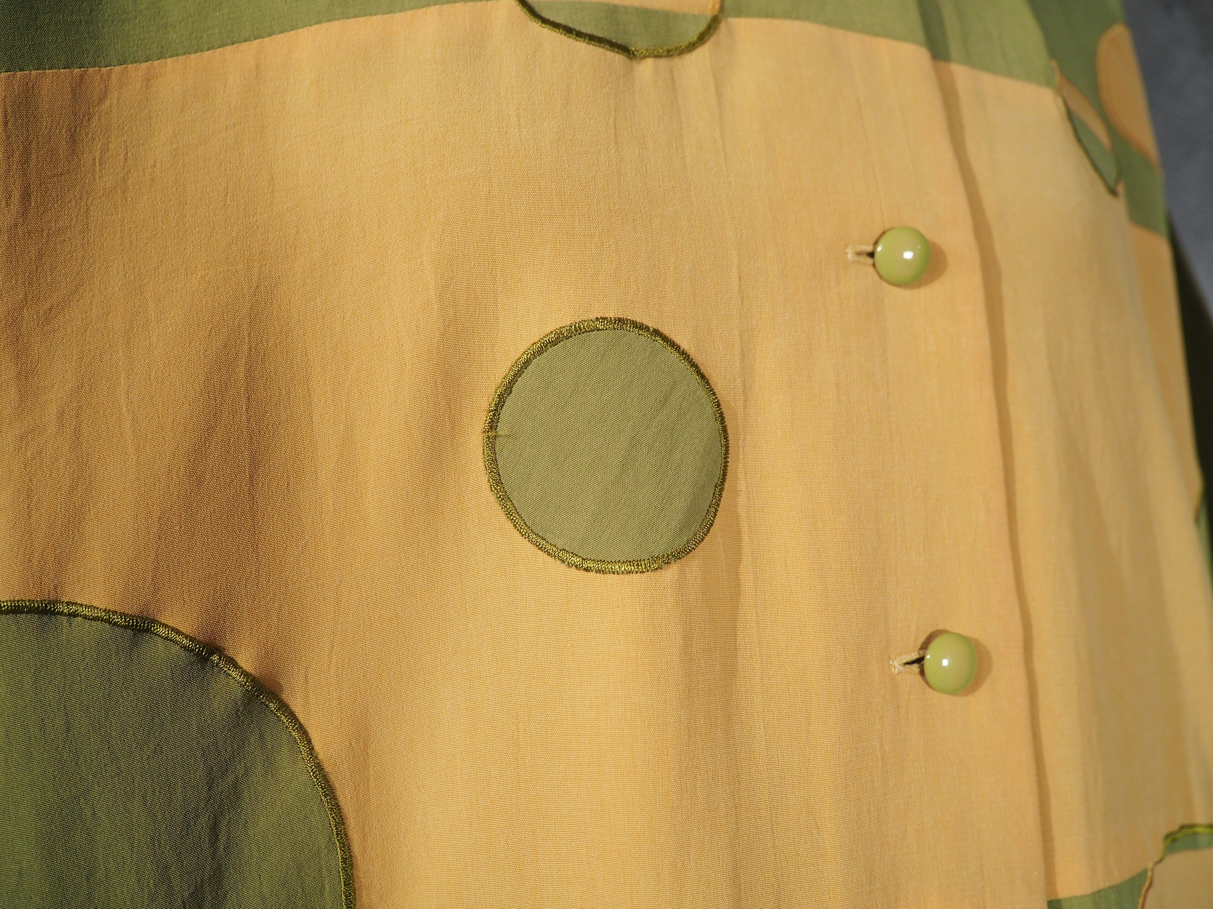 1990s Bubble soap embroidery design Box silhouette shirt