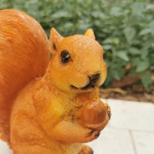 リス 置物 ２個セット リスの彫刻 樹脂 装飾品 庭の彫像 ガーデン