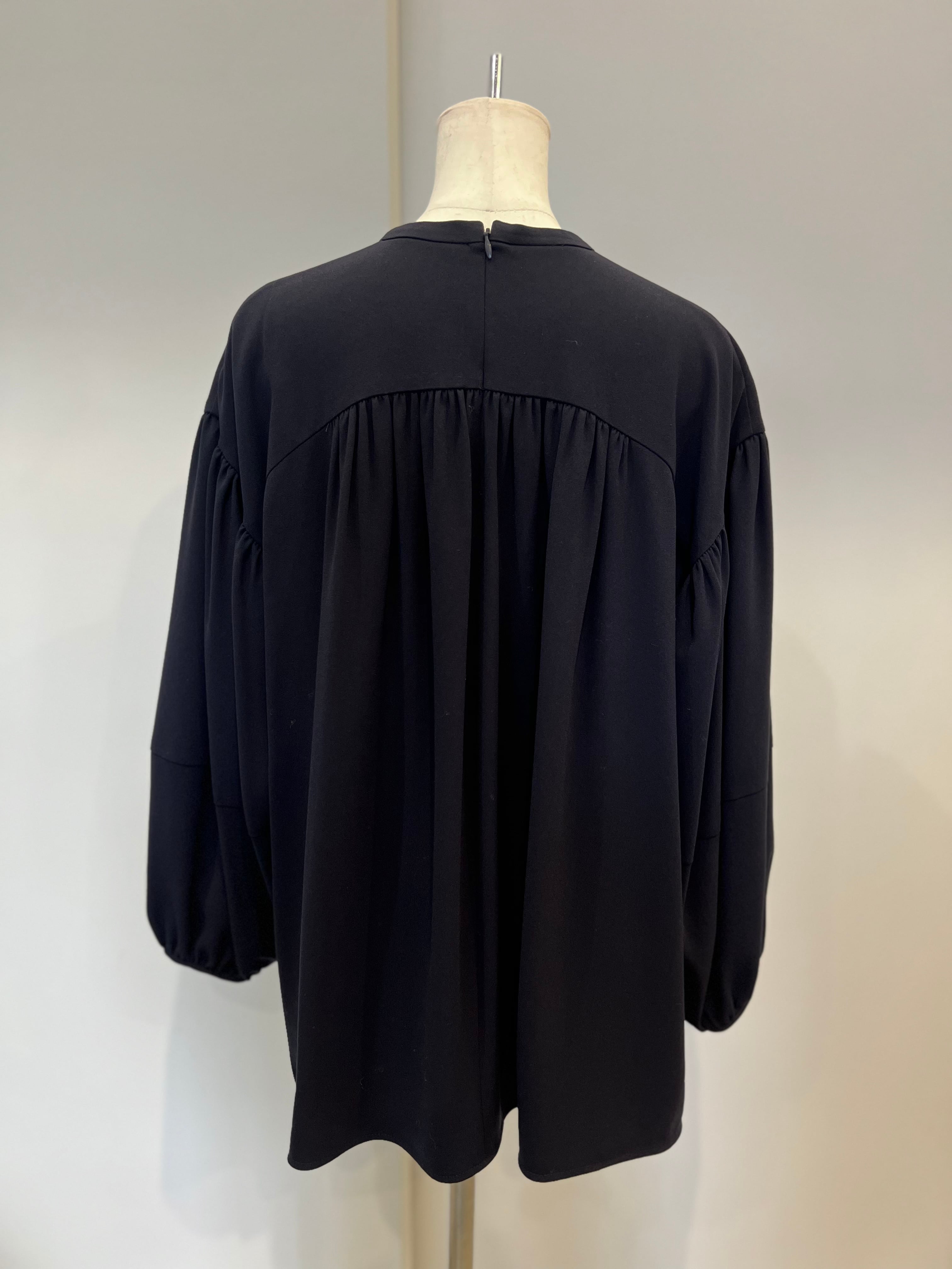 【PASSIONE】ギャザードロップショルダーブラウス 516910