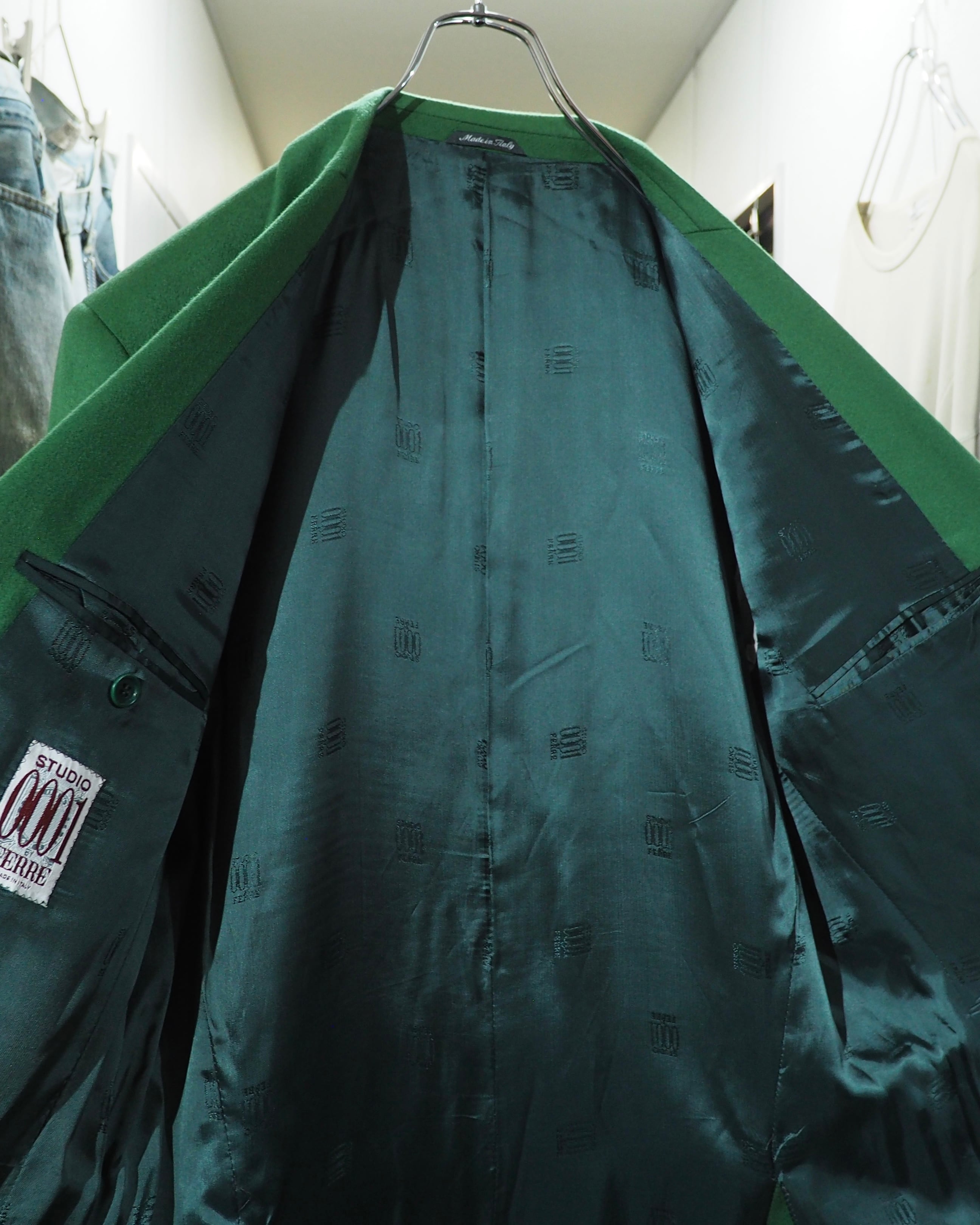 " Made in Italy - STUDIO FERRE " Beautiful Light Green Color Vintage Cashmere Mix Tailored Jacket