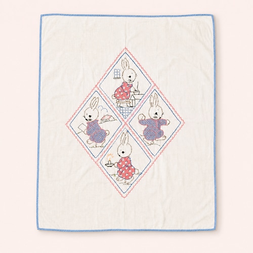イギリス ヴィンテージ　手刺繍 うさぎのナーサリークロス[sa986]