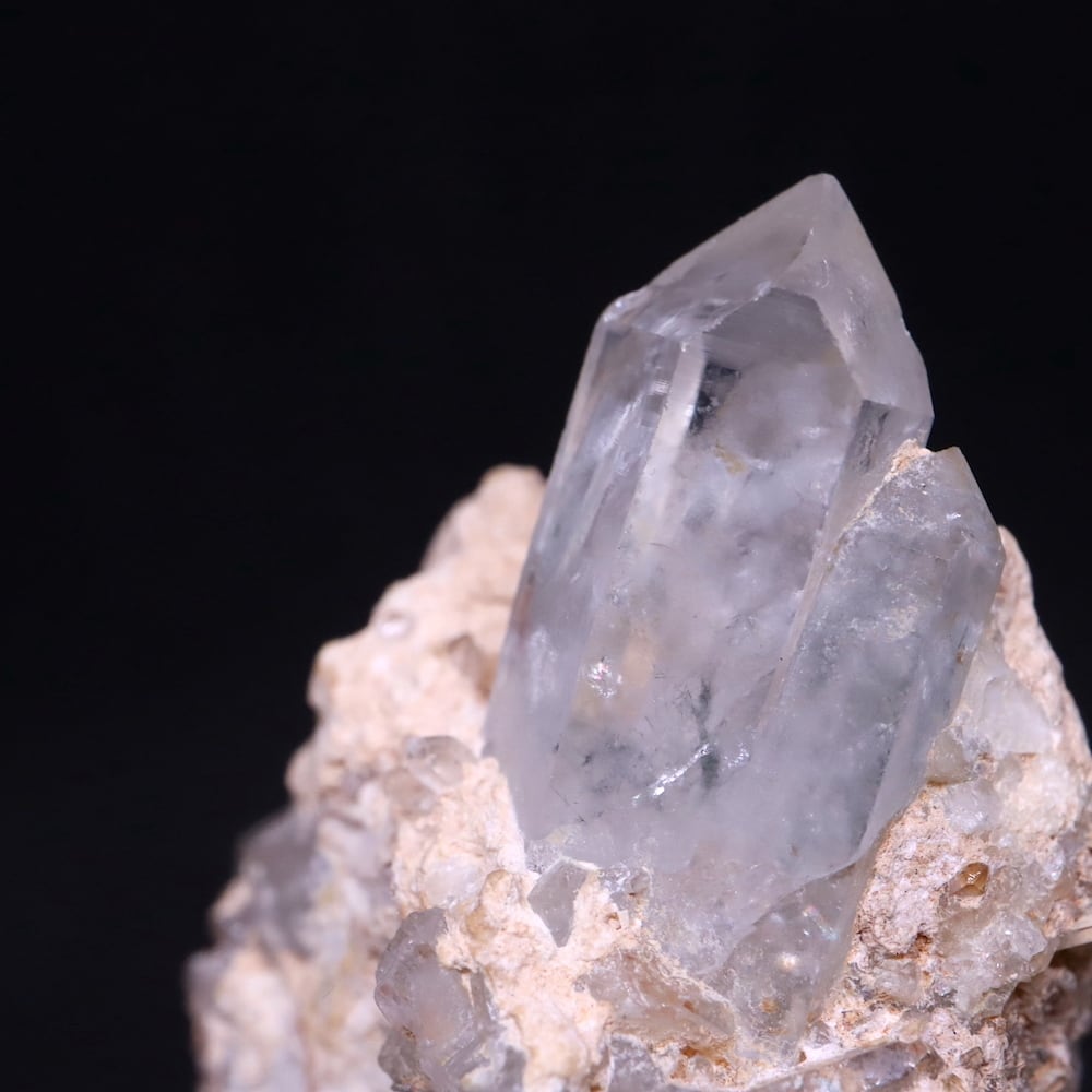 パワーストーン天然石原石オーピメント287gNo.377