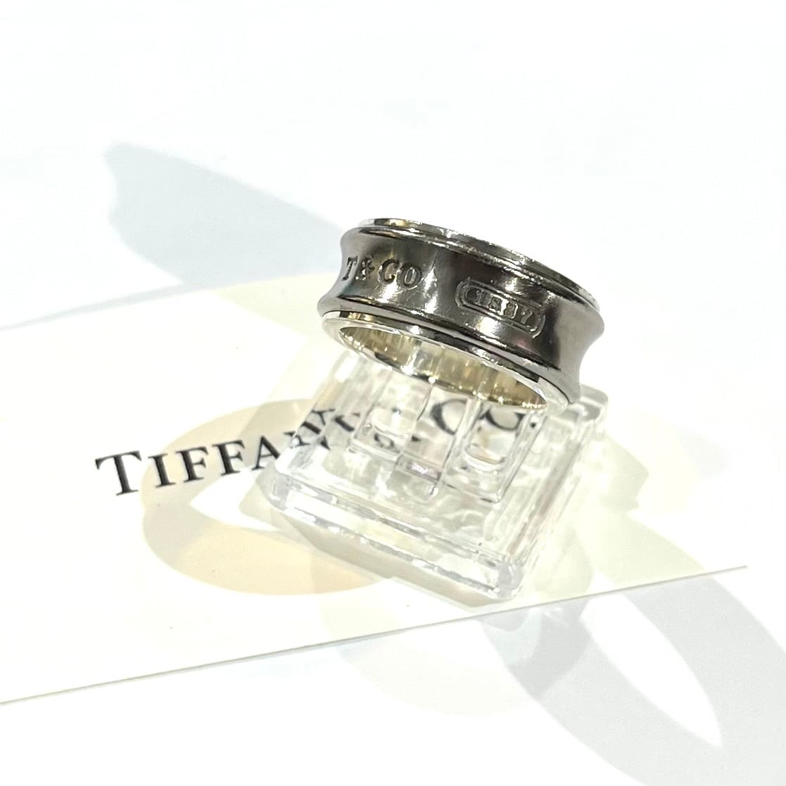 TIFFANY&CO】 【 12号】2415 チタン×シルバー925 T&CO ナロー