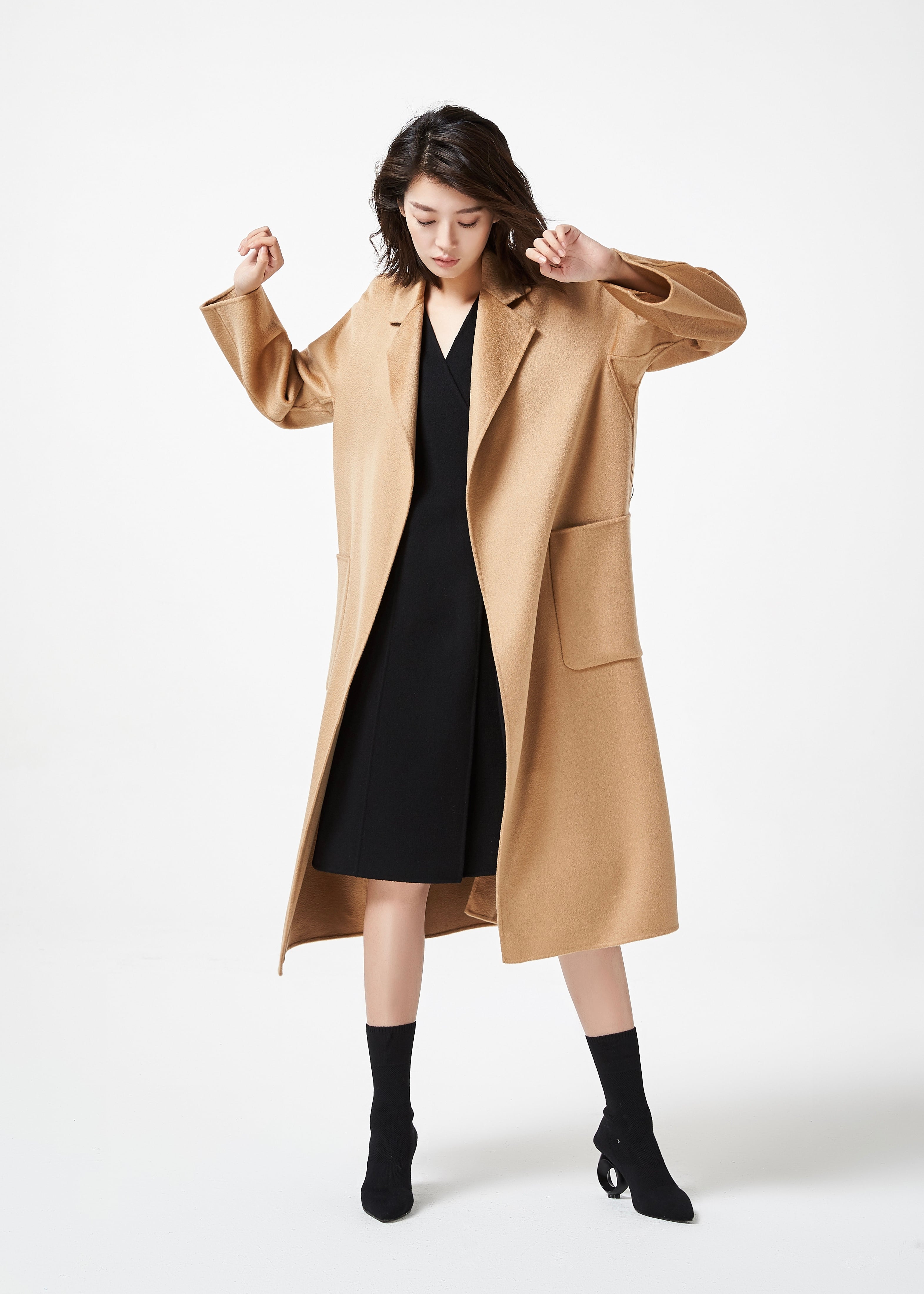 定番】カシミヤブレンドロングリバーコート-キャメル | Susy.