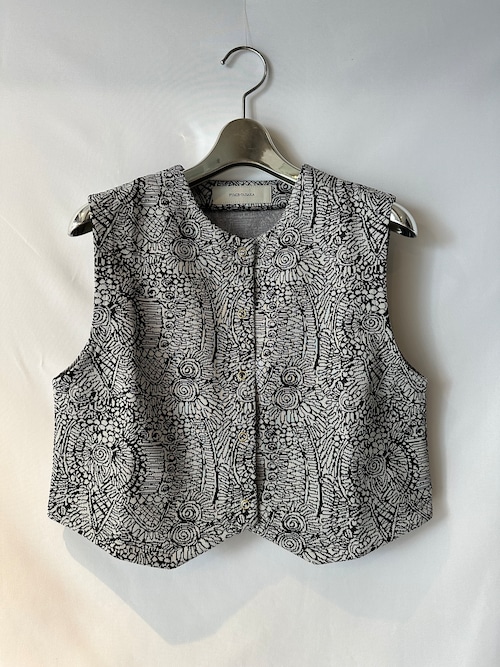 FUMIE=TANAKA　Jacquard vest