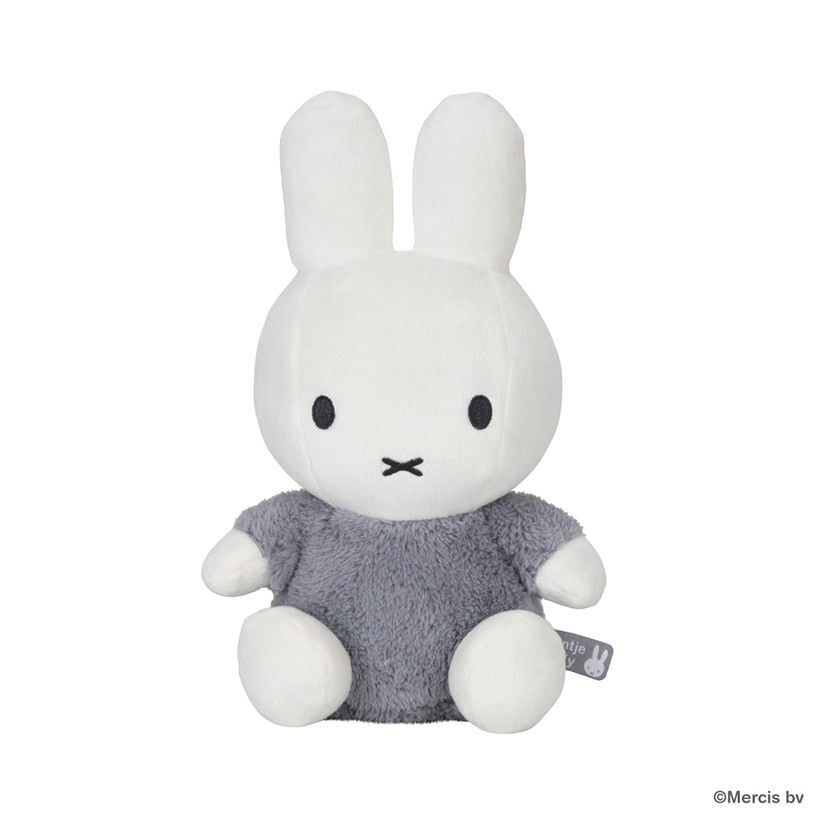 miffy　ミッフィーちゃんおおむつケーキ