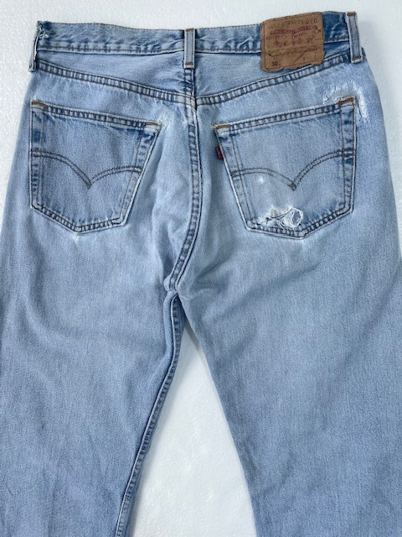 M-290  リーバイス Levis501レギュラー古着 1990年代   W 78cm(ぐるり） 股下 80cm