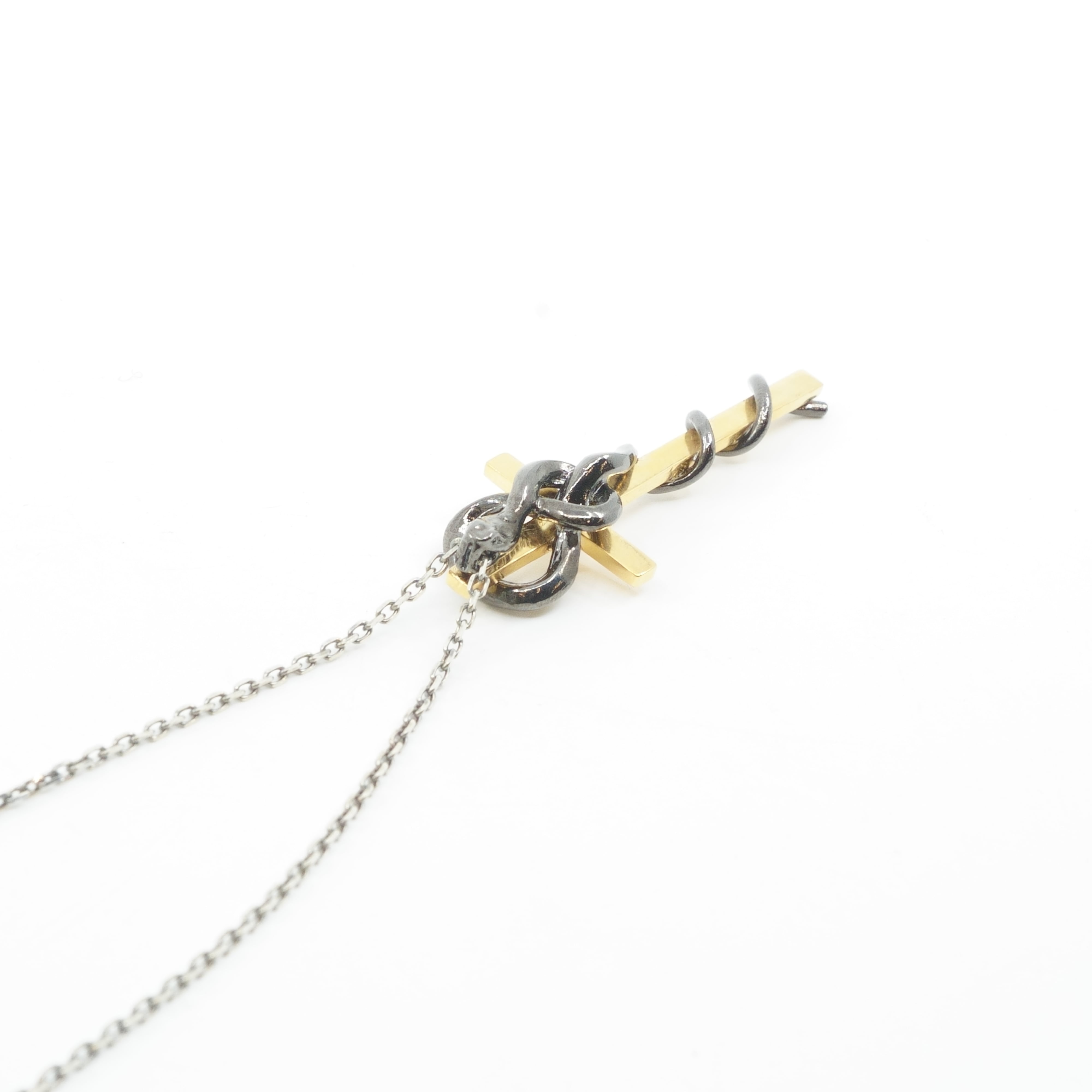 美品 gundaステルスクロスネックレス シルバー / 黒 ネックレス gunda（ガンダ） ネックレス gunda/ガンダ/STEALTH MICROS CROSS NK