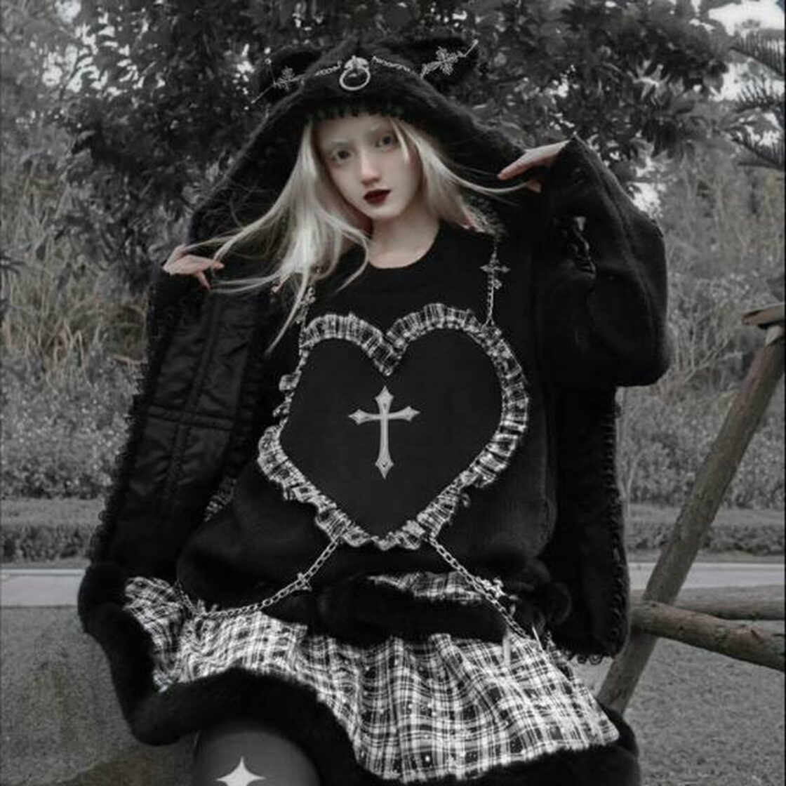 ゴスロリ系 春服 dark gothic 黒ゴス 病み深い クロス 十字架 チェーン 