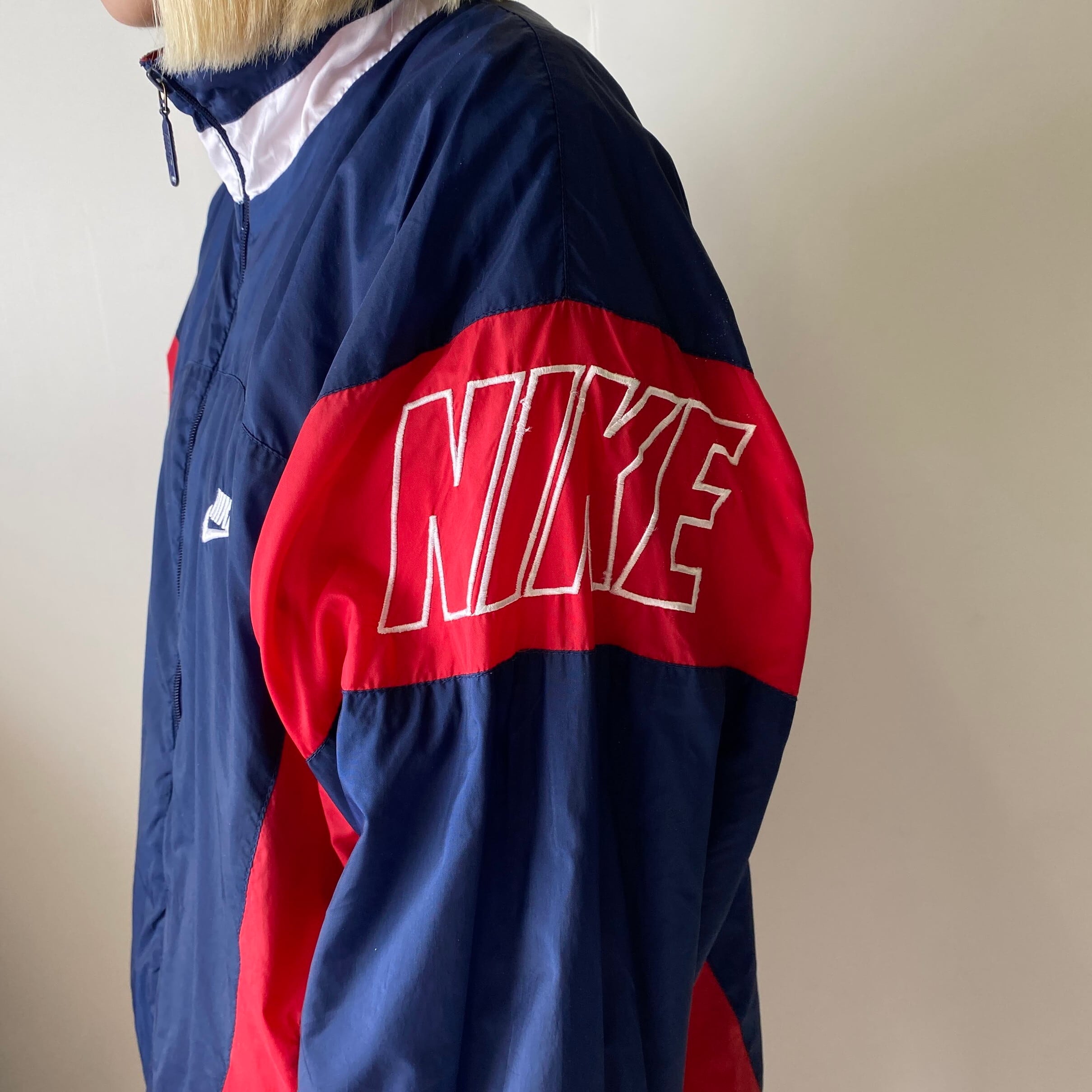 00年代 NIKE ナイキ ロゴ刺繍 切替 ナイロンジャケット メンズL相当 