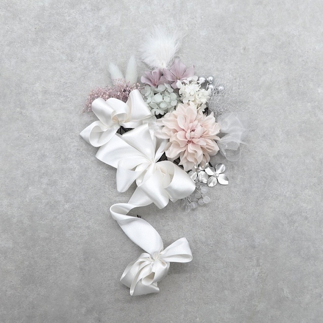 【限定先行販売4/20発送】hanakanzashi soft white satin ribbon arrange