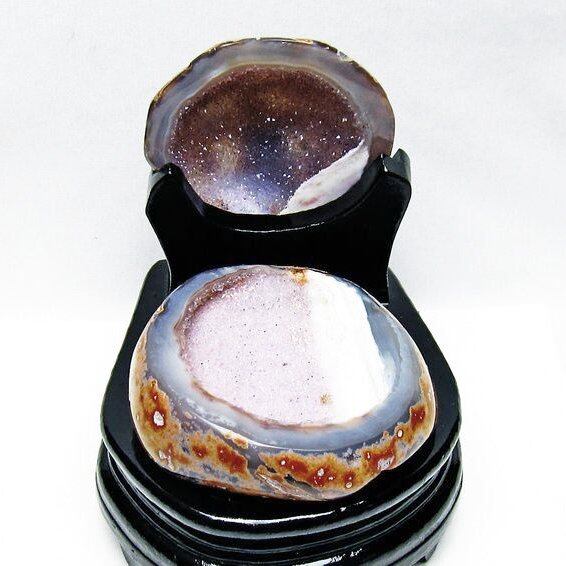 トレジャーメノウ アゲート 台座付属 原石 置物 一点物 175-1362